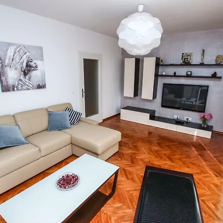 Family Appartement Peroj